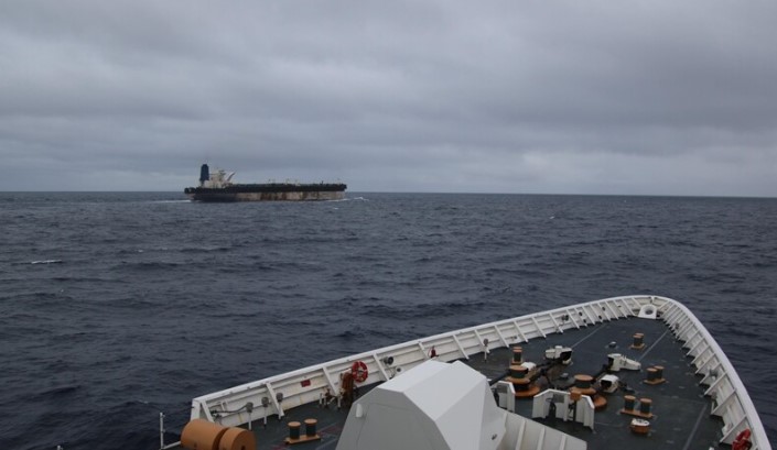 Irani i bën thirrje SHBA së të lirojë anijen iraniane të sekuestruar dhe ekuipazhin e saj