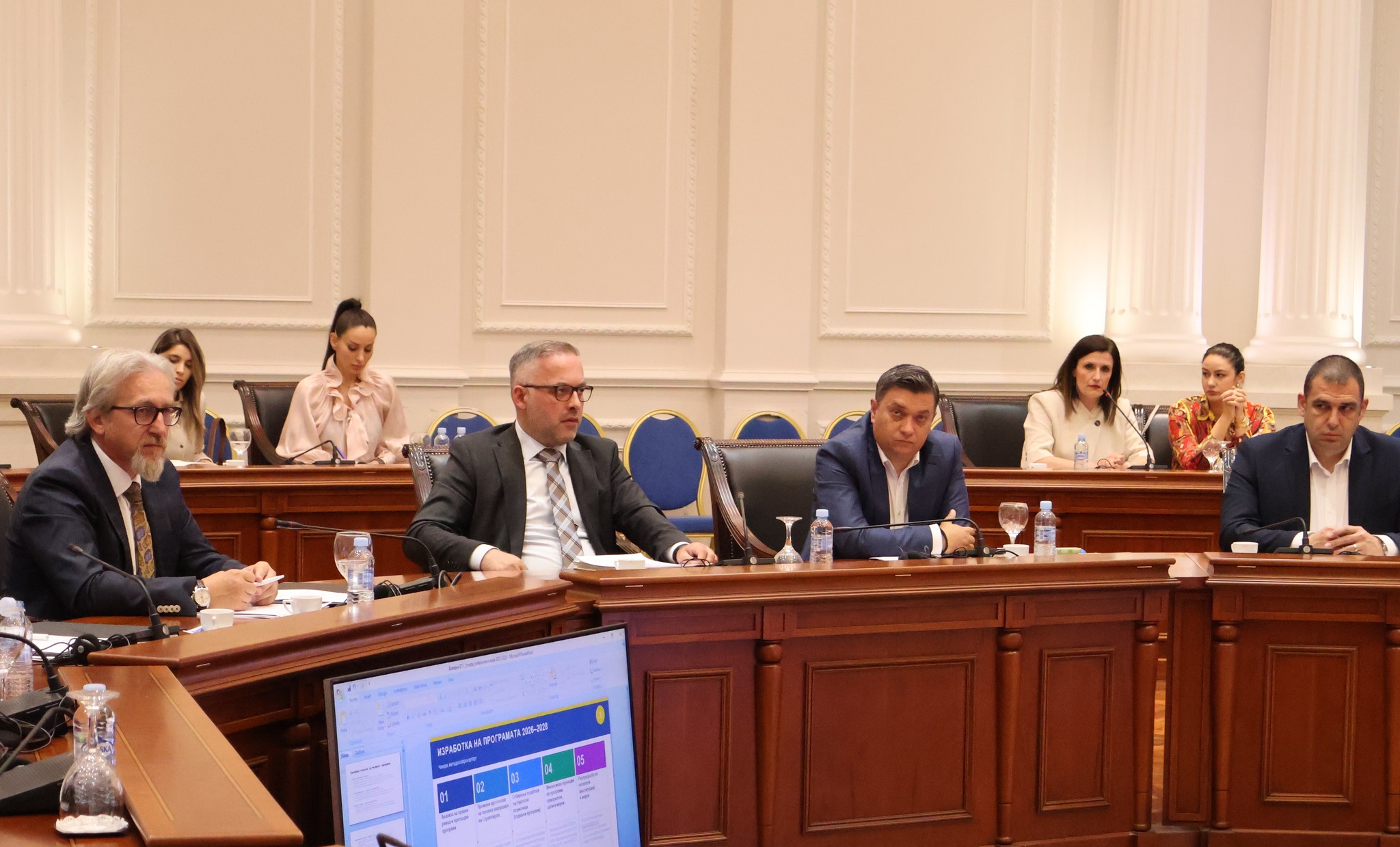 Imeri  Aprovohen 56 projekte për zhvillim të barabartë rajonal  të finacuara përmes Byrosë për Zhvillim Rajonal