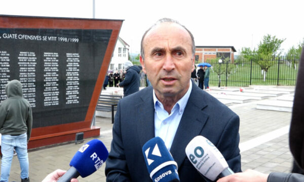  Kanë granatu mbi shtëpia e kanë masakru njerëz   ish ushtari i UÇK së rrëfen masakrën në Drenicë