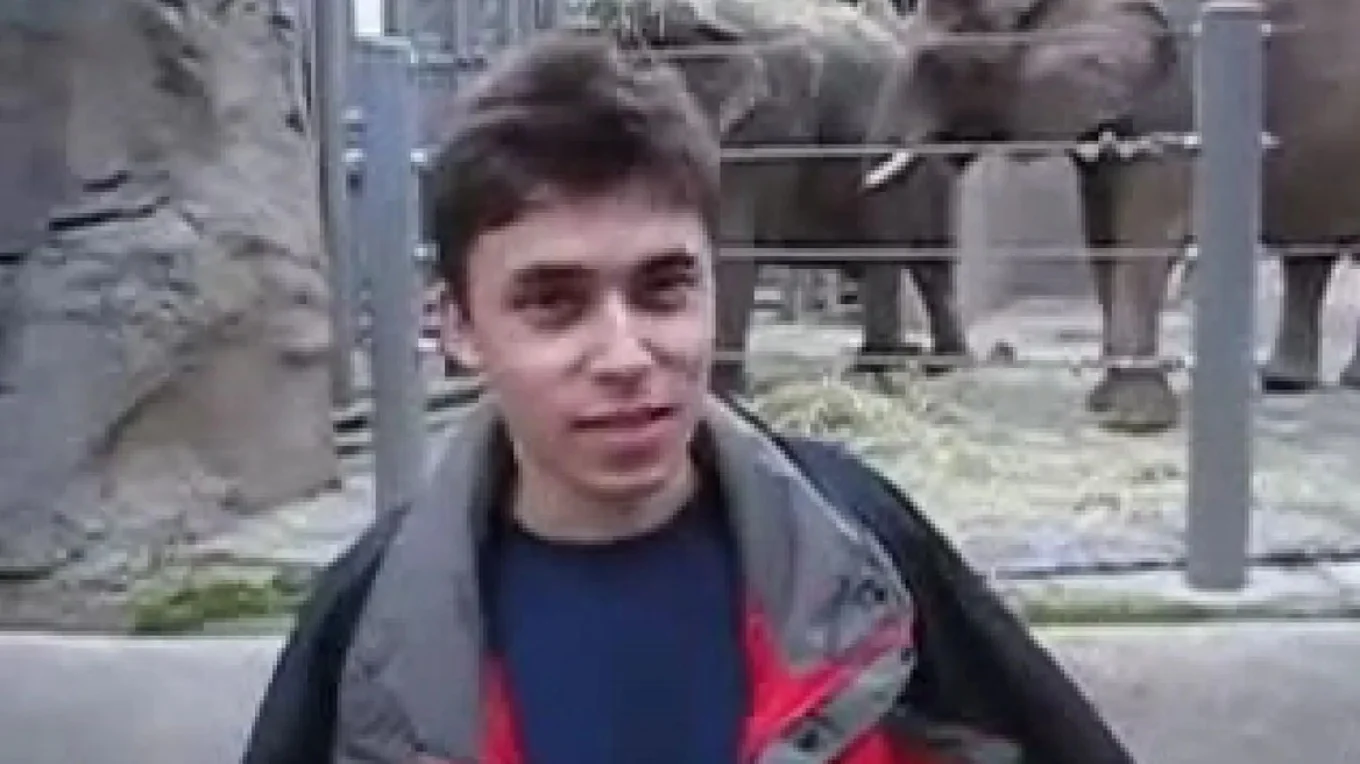  Unë në Kopshtin Zoologjik   21 vjet më parë  videoja që solli revolucionin e pamjeve online  si lindi Youtube