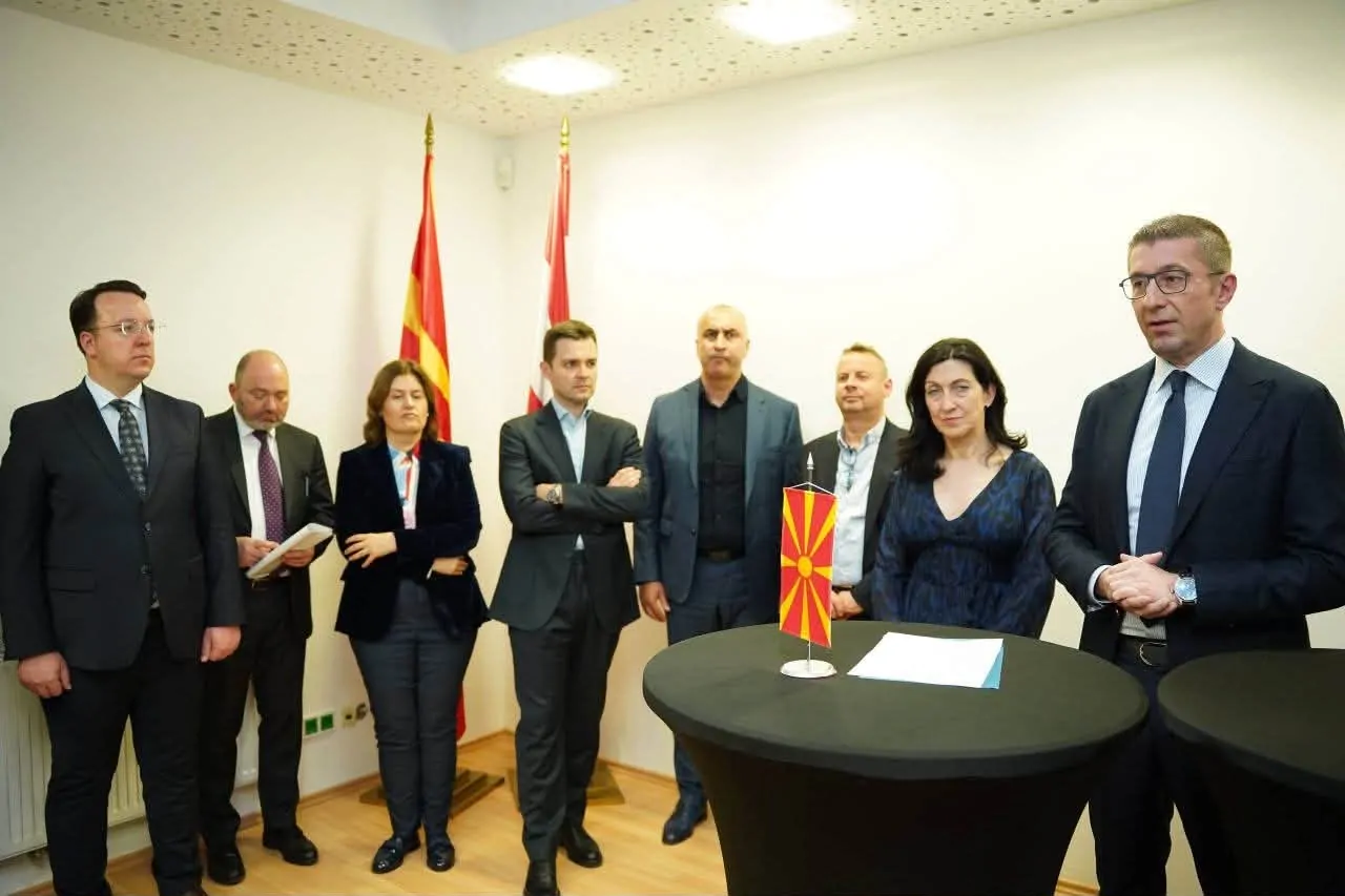 Mickoski kryeson delegacionin qeveritar për vizitë zyrtare në Austri