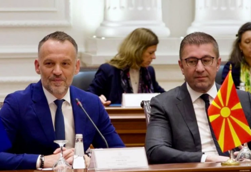 Arben Fetai do të largohet nga qeveria  i ka treguar personalisht kryeministrit Mickoski