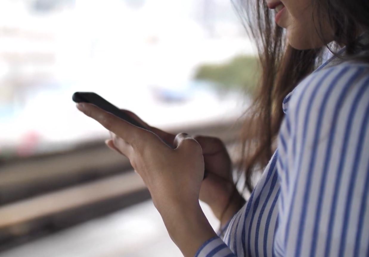 Përdoruesit në rrezik  kushtet e fshehura të platformave online