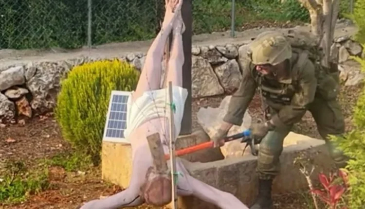 Ushtari izraelit thyen me çekan statujën e  Jezusit   shpërthen indinjata në Liban