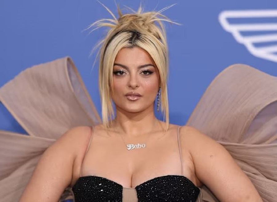 Ylli botëror  Bebe Rexha në përkrahje të studentëve  Shqipja është pjesë e identitetit tonë