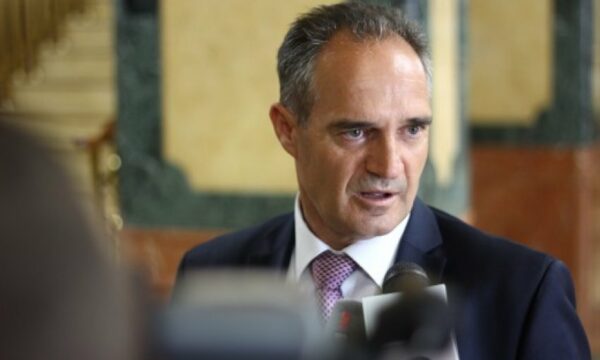 Nait Hasani konfirmon se do garojë për deputet  Po  do të jem në listë