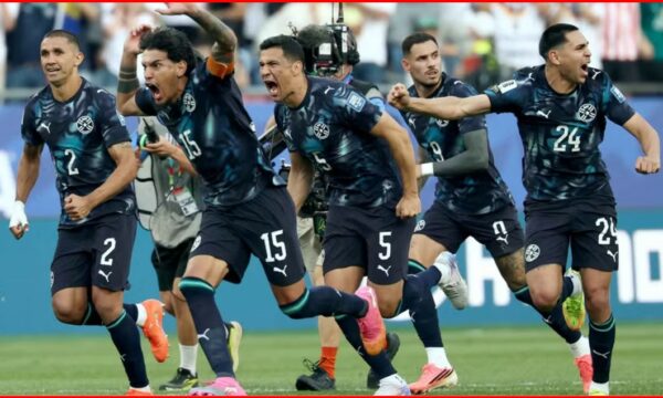 Paraguai eliminon Gjermaninë nga Botërori