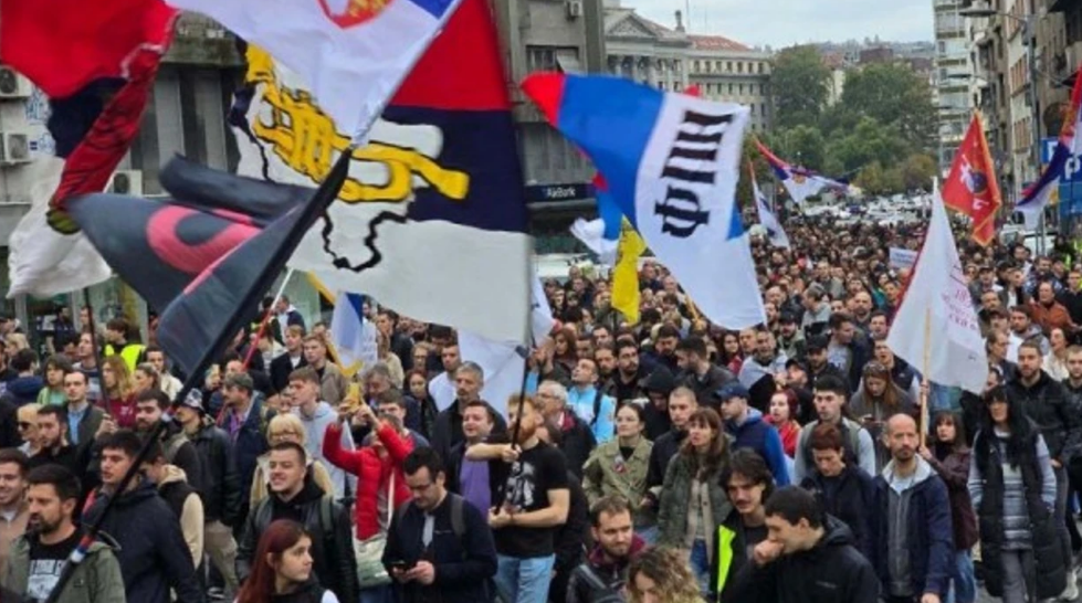 Studentët serbë vizituan Kosovën  Na kanë gënjyer  bashkëkombësit tanë s janë të shtypur