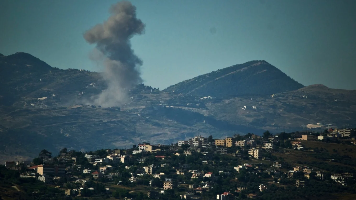 Sulm izraelit me dron në Libanin jugor  vriten tre persona mes tensioneve dhe negociatave për armëpushimin