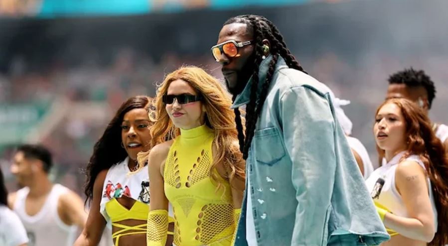 Shakira dhe Burna Boy ndezin atmosferën në ceremoninë hapëse të Kampionatit Botëror 2026