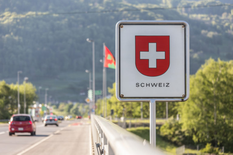 Zvicra me referendum për kufizimin e popullsisë