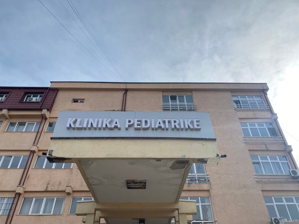 QKUK nis hetim administrativ për rastin në Pediatri  suspendohen përkohësisht disa punëtorë