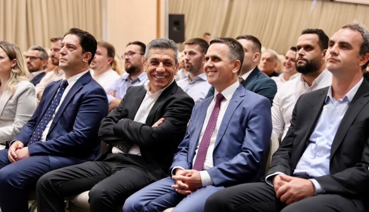 Fillojnë te shkarkohen edhe zv ministrat dhe drejtorët nga VLEN kush do t i zevendesoje 