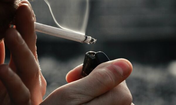 Qeveria gjermane do ta rrisë ndjeshëm taksën mbi duhanin  një pako cigare do të kushtojë rreth 12 euro
