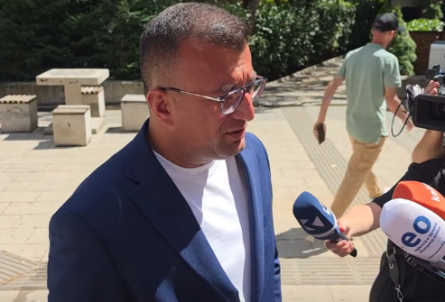  Kujdes se si i emërtoni   Ilir Ferati shuan zërat për shkarkim të Abdixhikut