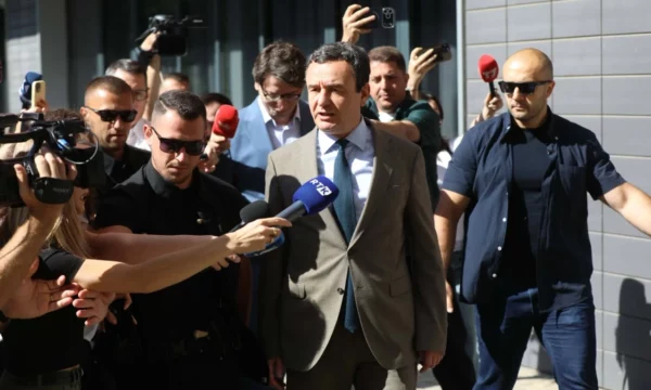 Kurti shkon me Muratin në Kuvend për takimin me Hamzën  Pres që takimi të jetë konstruktiv