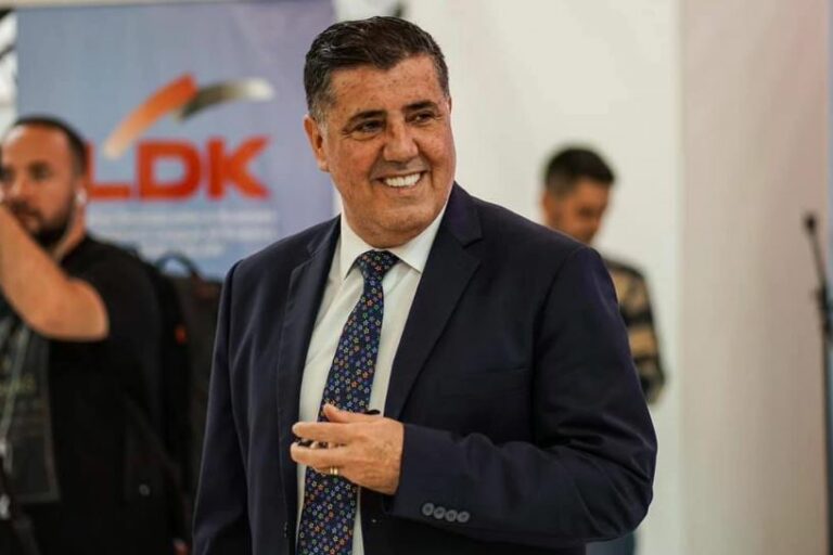 Luta del me një deklaratë për zhvillimet e fundit në LDK  u qon  selam  atyre që po japin këshilla për partinë 