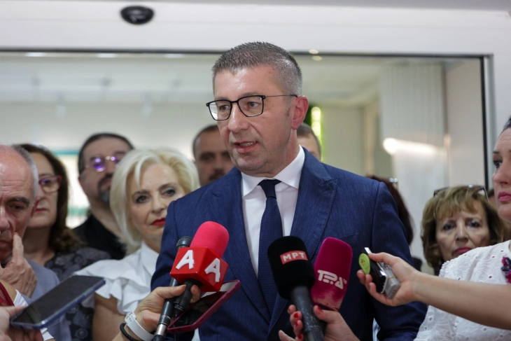 Mickoski  Të hënën do të bëhet analiza e çmimit të karburanteve  Nga Qeveria nuk ka njoftim për heqjen e shtyllës së dytë pensionale
