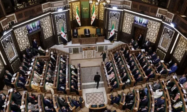 Parlamenti i ri i Sirisë mblidhet për herë të parë pas rrëzimit të Assadit
