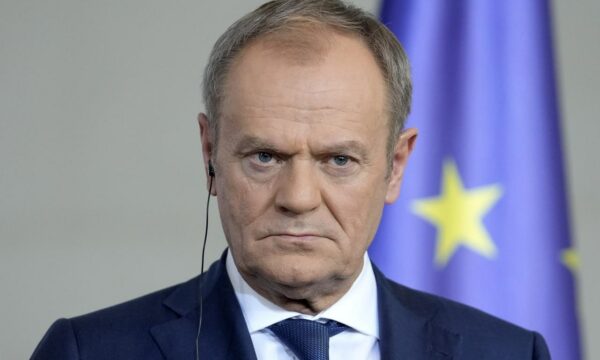 Tusk paralajmëron Ukrainën  Rusia do shtojë sulmet gjatë sezonit të dimrit