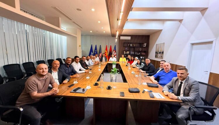 vlen-marredheniet-me-shqiperine-nuk-guxojne-te-behen-viktime-e-interesave-partiake