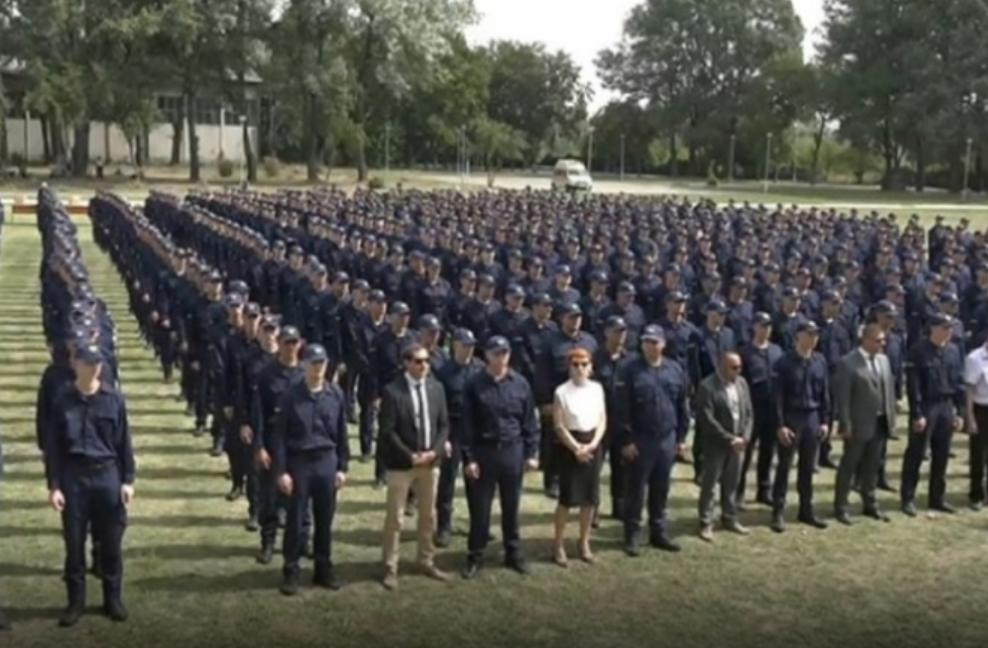 Diskriminim apo rastësi Vetëm 9 shqiptarë nga 310 të pranuar në Shkollën e Mesme të Policisë