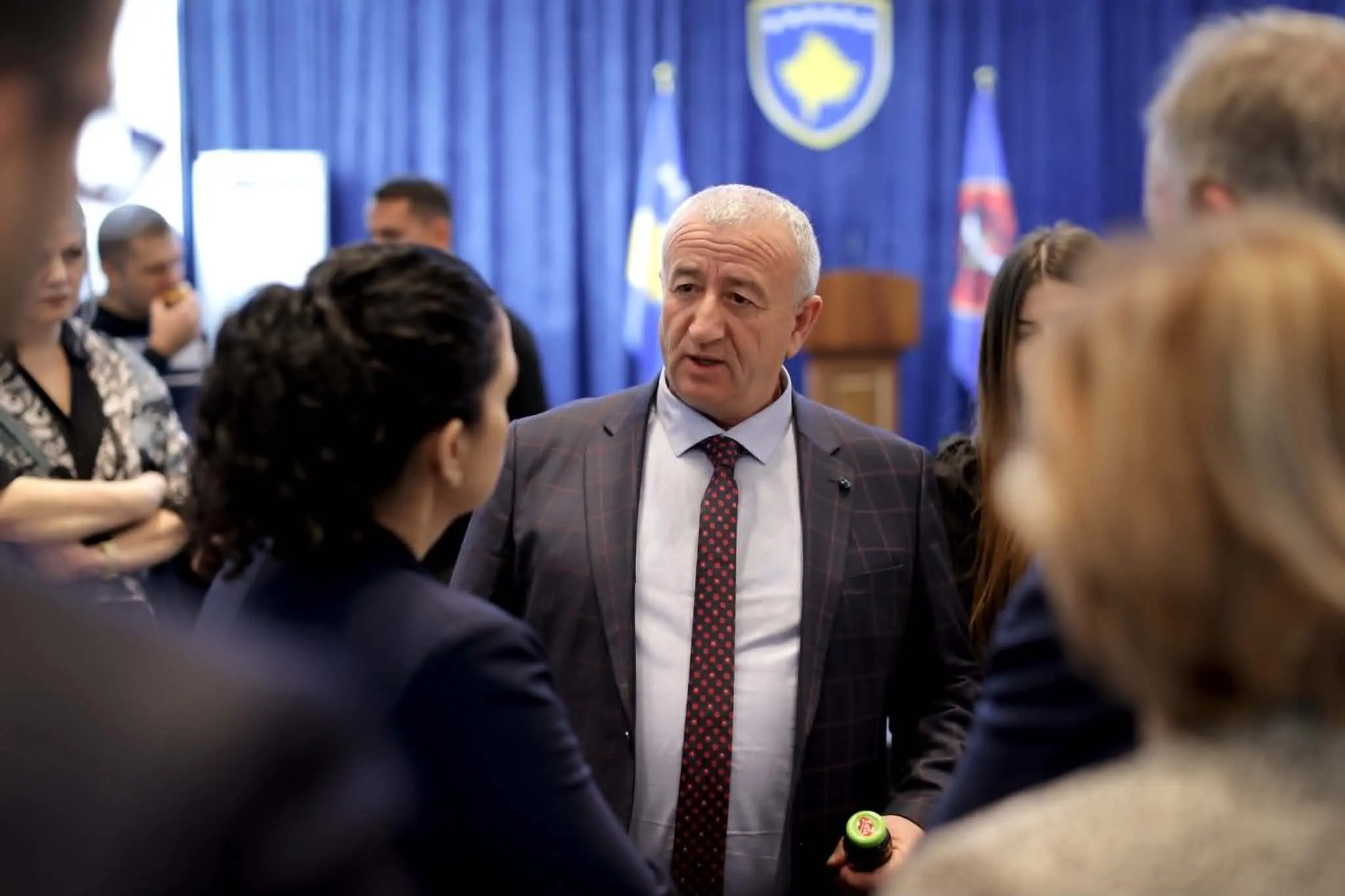 SPIUNI I BIA s Fehim Sali kishte qasje në Presidencë  fotografohej me Vjosa Osmanin