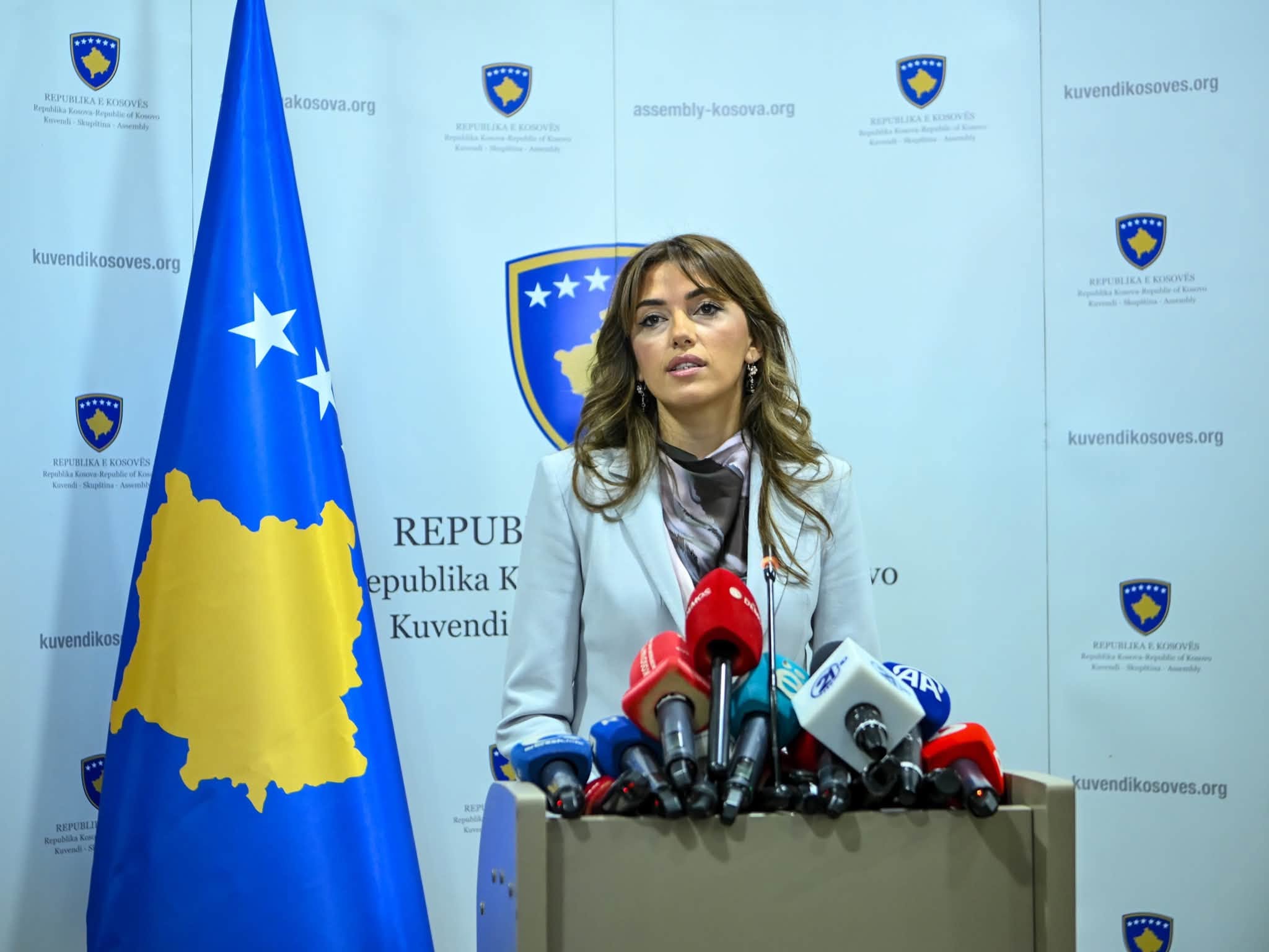 Haxhiu   opozitës   Mos e përfshini stafin e Kuvendit në përplasje   vërejtjet ndaj meje i adresoni tek unë