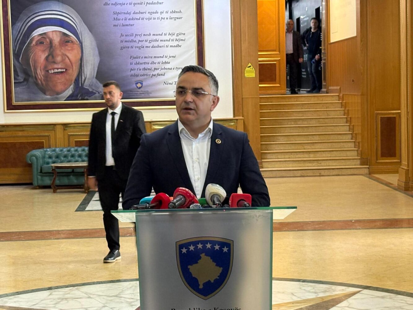 Tahiri  S guxon të bëhet Kuvendi muze  bllokada nga LVV ja është abuzim