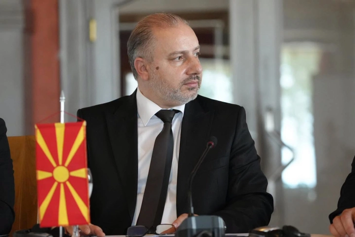 Nikollovski  Në korrik është realizuar pagesa më e lartë historike e të ardhurave prej mbi 14 miliardë denarë