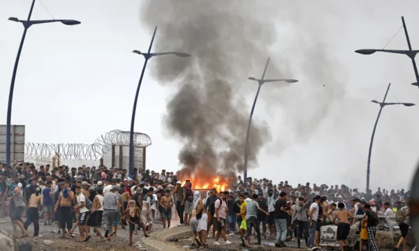 Të paktën 57 emigrantë humbën jetën derisa kaluan nga Maroku në Spanjë  rreth 50 mijë u kthyen mbrapsht