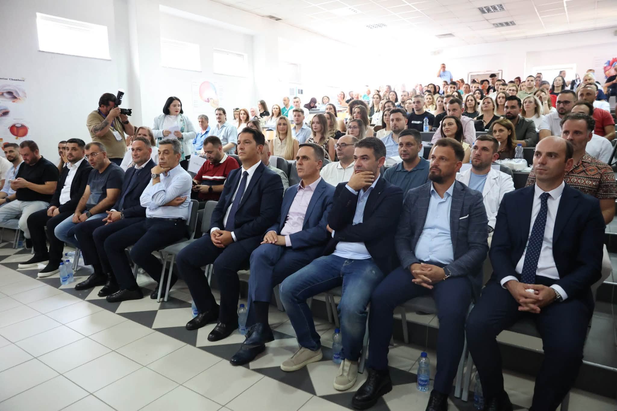 Ndahen 109 vendime pune në Spitalin Klinik të Tetovës