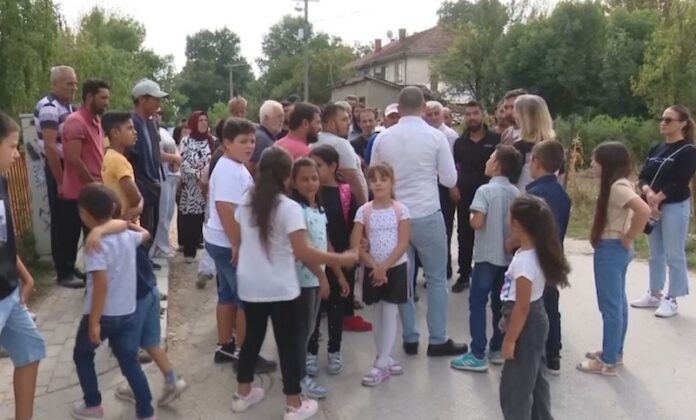 Në Idrizovë shqipja ndalet në klasën e pestë  Pas saj  fëmijët duhet të zgjedhin mes maqedonishtes ose udhëtimit