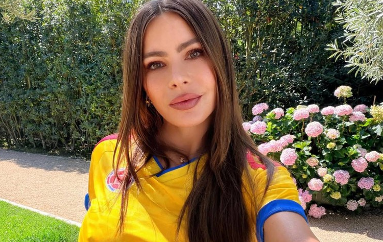 Sofia Vergara flet hapur pas tërmetit në Kolumbi   Nuk jeni vetëm  të gjithë do t ju ndihmojmë 