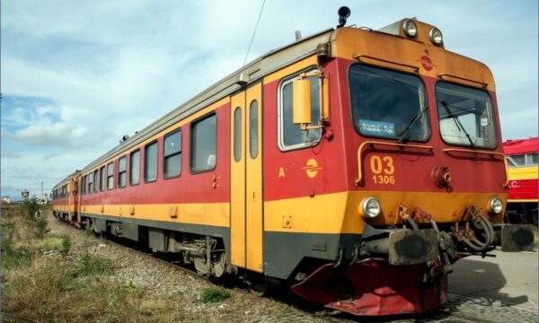 Trainkos reagon për vagonët e riparuar në Serbi  Tenderi iu dha një kompanie vendore