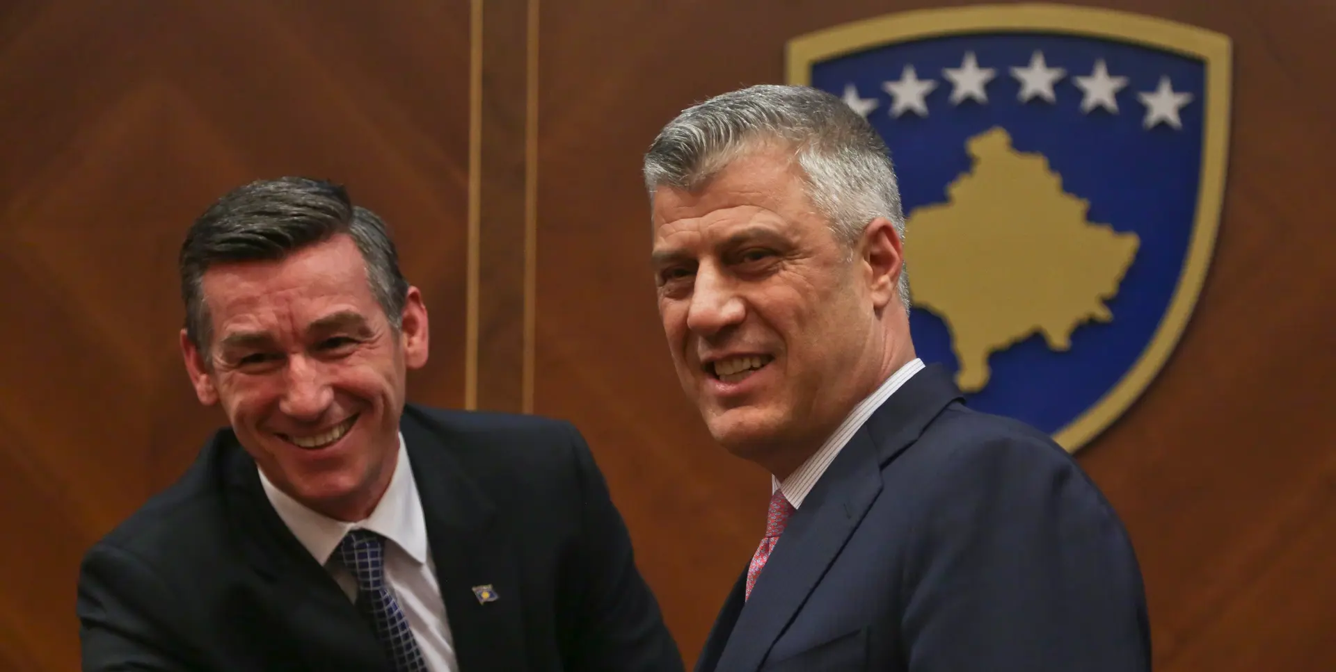 Dënimet në Hagë  Britania  Krenarë me rolin tonë më 1999   vendimi i sotëm nuk është mbi shtetësinë