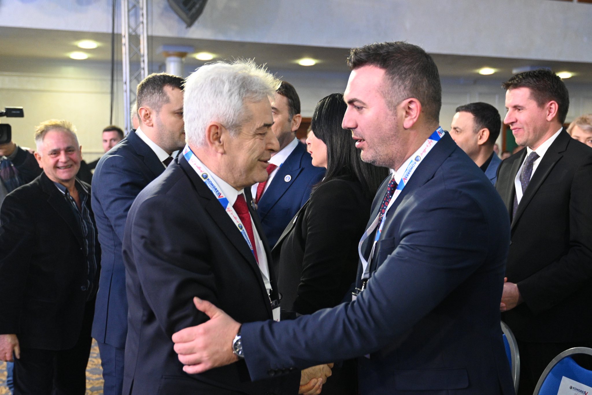Ademi  Nuk ka fuqi mbi tokë që mund ta shantazhojë një çlirimtar si Ali Ahmeti