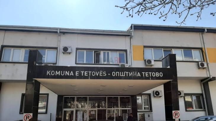 Komuna e Tetovës nuk i pagoi 100 eurot e premtuara për çdo nxënës të klasës së parë