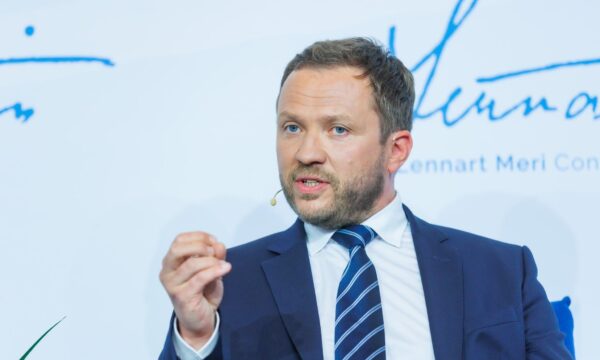 Estonia ndalon tranzitin e drithërave ruse dhe bjelloruse përmes territorit të saj